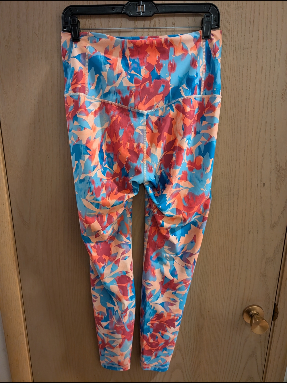 Old Navy Blue and Coral Floral Leggings - Picture 3 of 7
